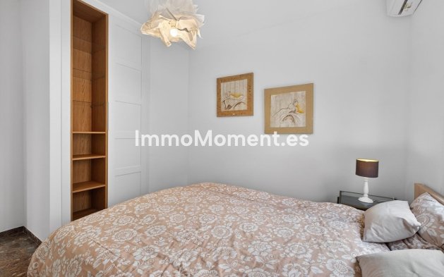 Reventa - Villa - Marbella - Elviria