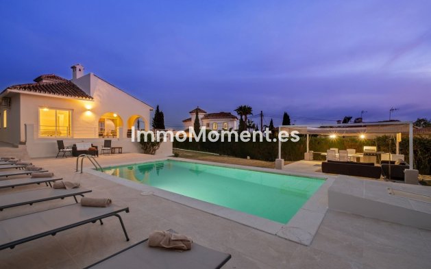 Reventa - Villa - Marbella - Elviria