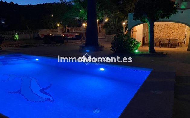 Resale - Villa - Benissa - Benissa Centro