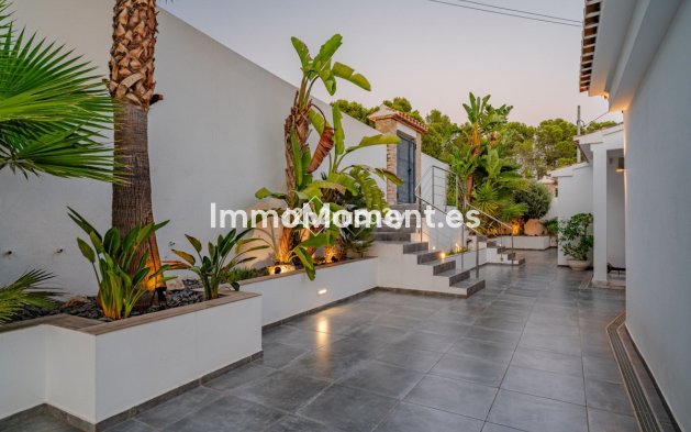 Resale - Villa - Benissa - Fanadix