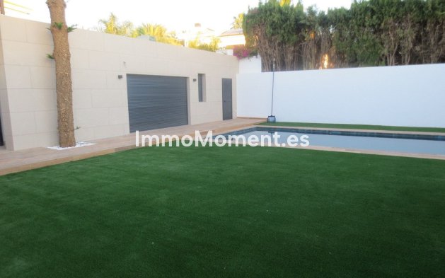 Resale - Villa - Mijas - El Coto