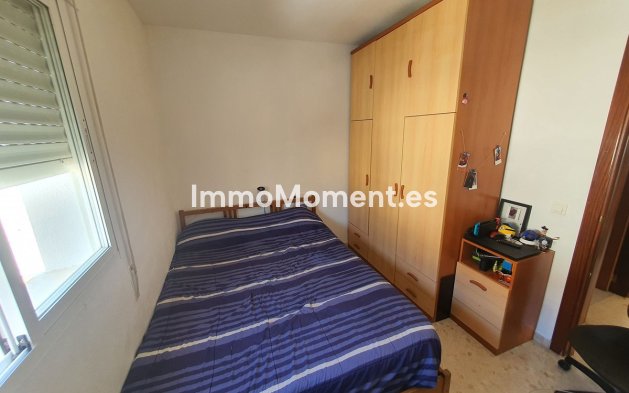 Revente - Maison mitoyenne - Intérieur                       - Churriana