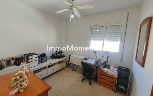 Revente - Maison mitoyenne - Intérieur                       - Churriana