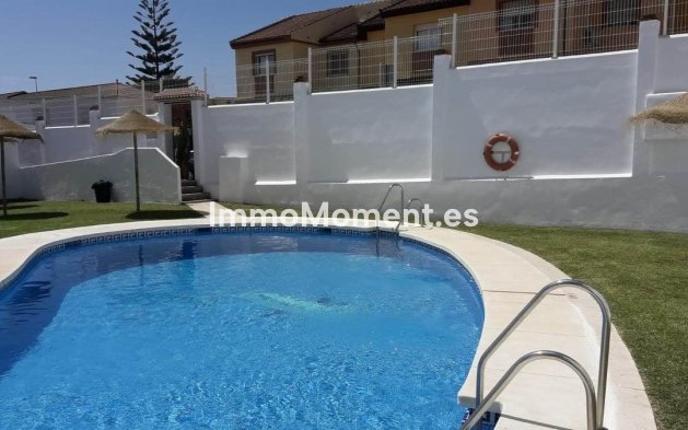 Revente - Maison mitoyenne - Intérieur                       - Churriana