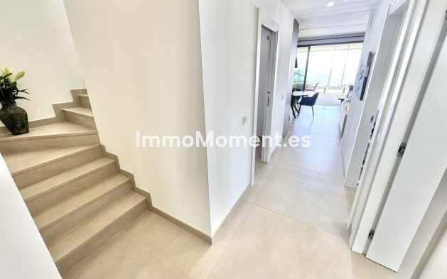 Resale - Apartment - Fuengirola - Carvajal