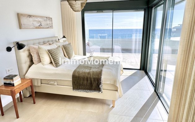 Resale - Apartment - Fuengirola - Carvajal