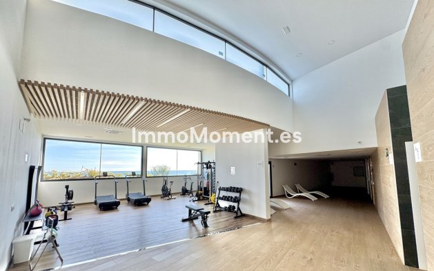 Resale - Apartment - Fuengirola - Carvajal