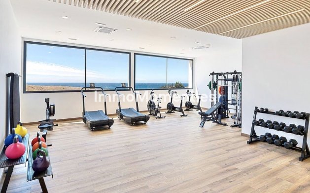 Resale - Apartment - Fuengirola - Carvajal