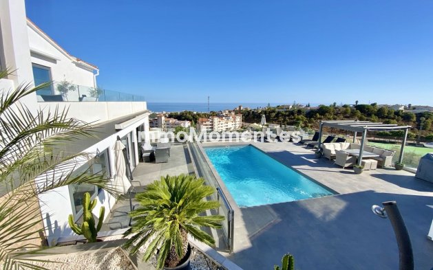 Revente - Villa - Benalmadena - Benalmadena Pueblo