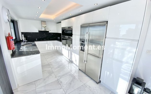 Revente - Villa - Benalmadena - Benalmadena Pueblo