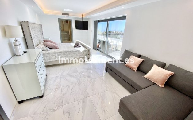 Revente - Villa - Benalmadena - Benalmadena Pueblo