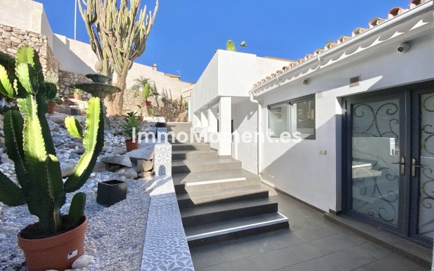 Revente - Villa - Benalmadena - Benalmadena Pueblo