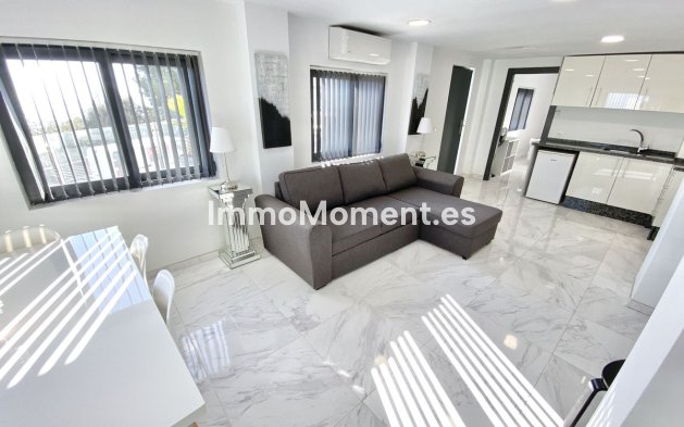 Revente - Villa - Benalmadena - Benalmadena Pueblo