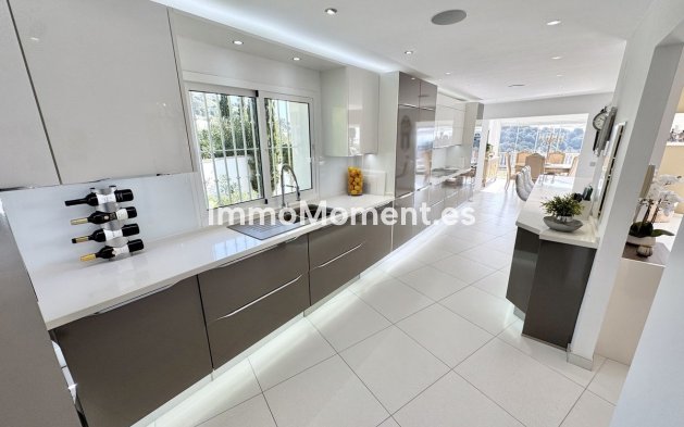 Resale - Villa - Mijas - Calahonda