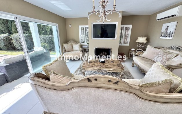 Resale - Villa - Mijas - Calahonda
