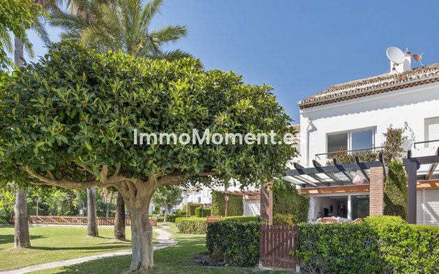 Revente - Maison mitoyenne - Estepona  - Estepona Centro