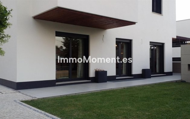 Bestaande woning - Vrijstaande villa - Torremolinos