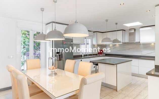 Revente - Villa - Estepona  - Estepona Centro