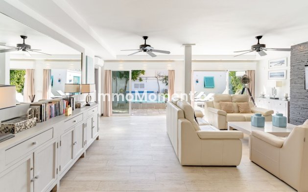 Revente - Villa - Estepona  - Estepona Centro