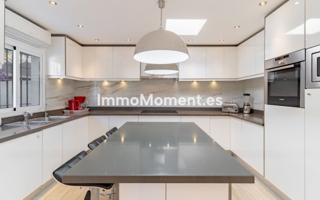 Revente - Villa - Estepona  - Estepona Centro