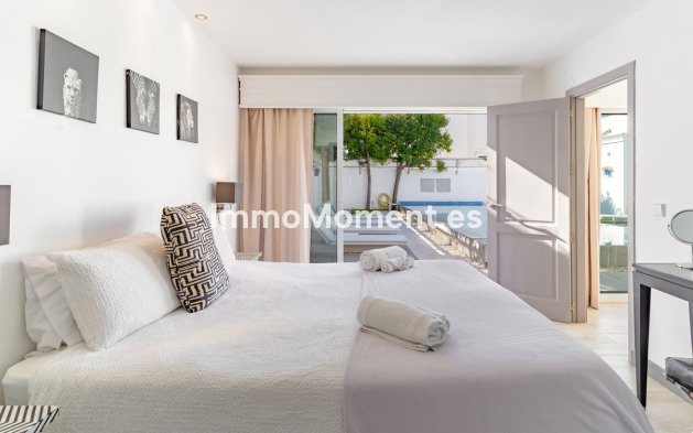 Revente - Villa - Estepona  - Estepona Centro