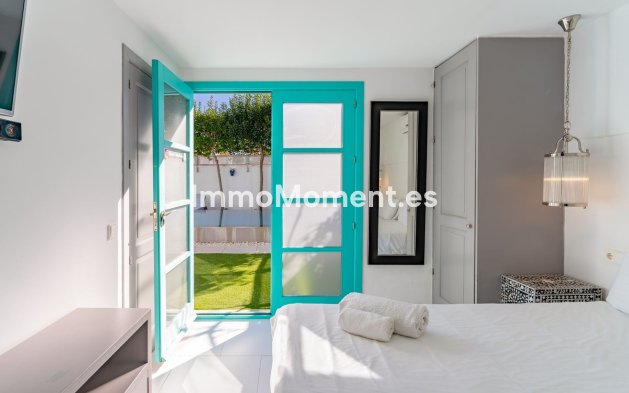 Revente - Villa - Estepona  - Estepona Centro