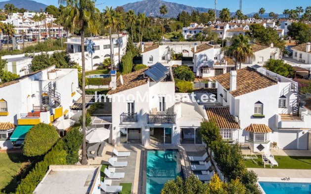 Revente - Villa - Estepona  - Estepona Centro