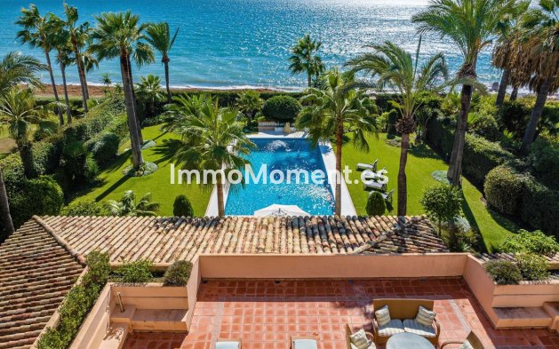Resale - Villa - Estepona - Benamara