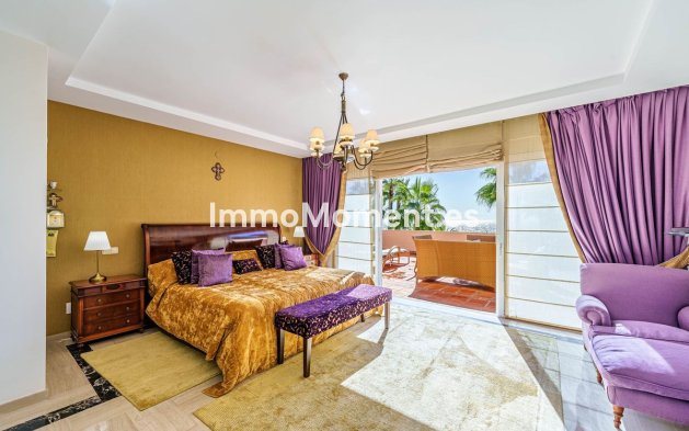 Resale - Villa - Estepona - Benamara
