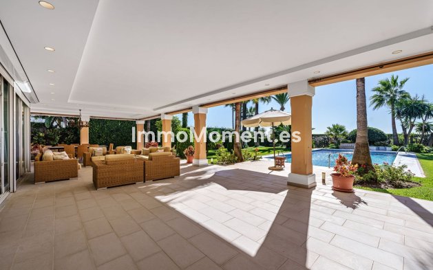 Resale - Villa - Estepona - Benamara