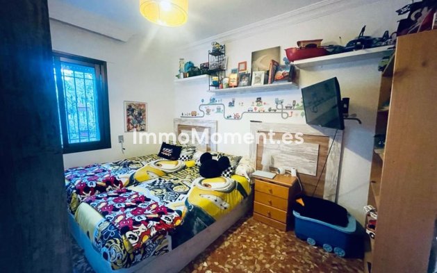 Resale - Villa - Estepona - Cancelada