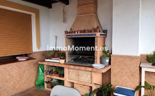 Resale - Villa - Estepona - Cancelada