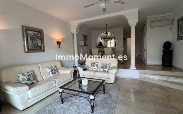 Resale - Townhouse - El Paraiso - New Golden Mile