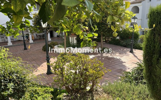 Resale - Townhouse - El Paraiso - New Golden Mile
