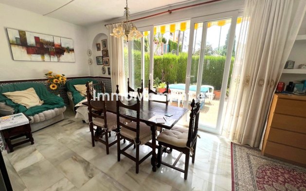 Revente - Maison mitoyenne - Estepona  - Atalaya