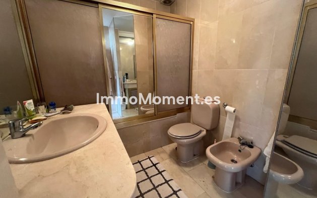 Revente - Maison mitoyenne - Estepona  - Atalaya