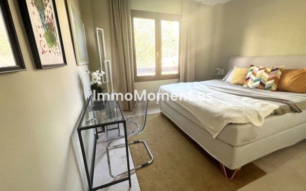 Resale - Apartment - El Paraiso - New Golden Mile