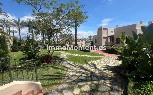 Resale - Apartment - El Paraiso - New Golden Mile