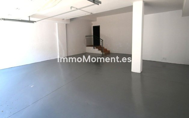 Reventa - Villa - Fuengirola - Los Pacos