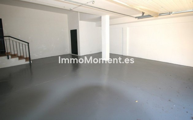 Reventa - Villa - Fuengirola - Los Pacos