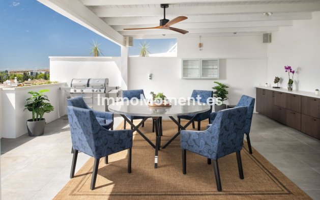 Resale - Apartment - Marbella - Puerto Banús