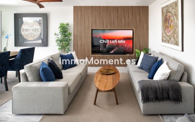 Resale - Apartment - Marbella - Puerto Banús