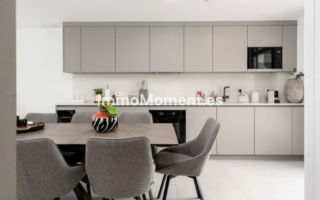 Reventa - Apartamento - Marbella - Elviria