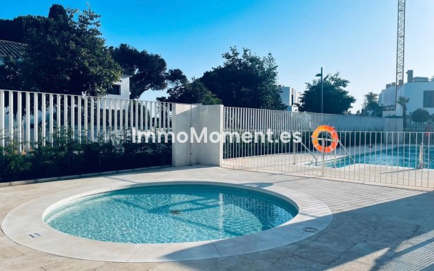 Reventa - Apartamento - Marbella - Elviria