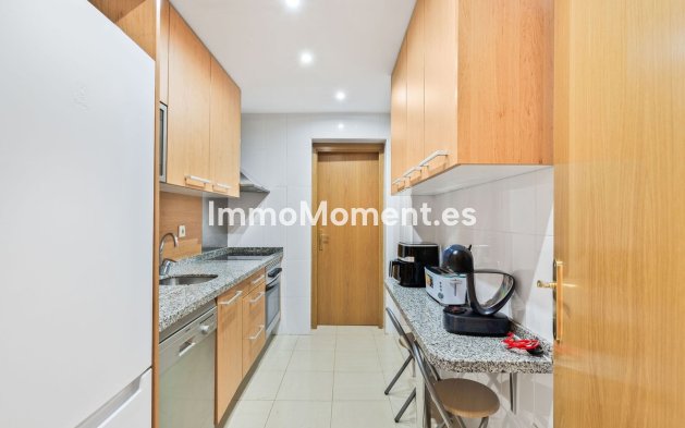 Wiederverkauf - Wohnung - Estepona  - Estepona Centro