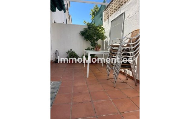 Revente - Maison mitoyenne - Estepona  - Estepona Centro