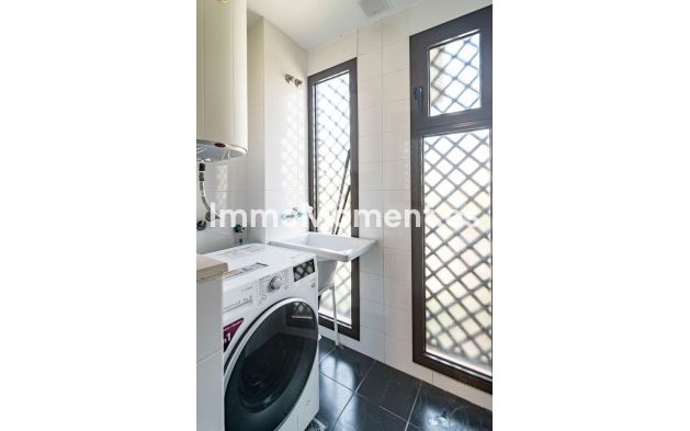 Bestaande woning - Appartement - Estepona  - Selwo