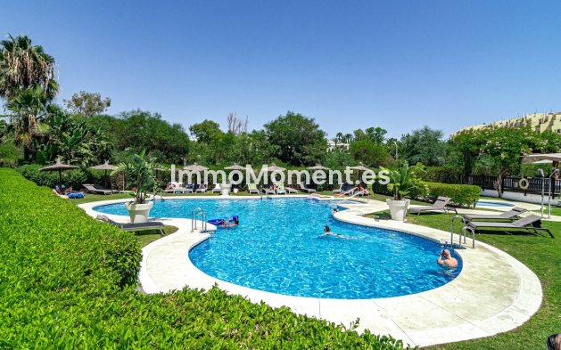 Bestaande woning - Appartement - Estepona  - Selwo