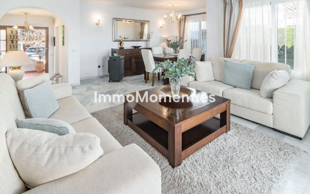 Resale - Villa - Mijas - Calahonda