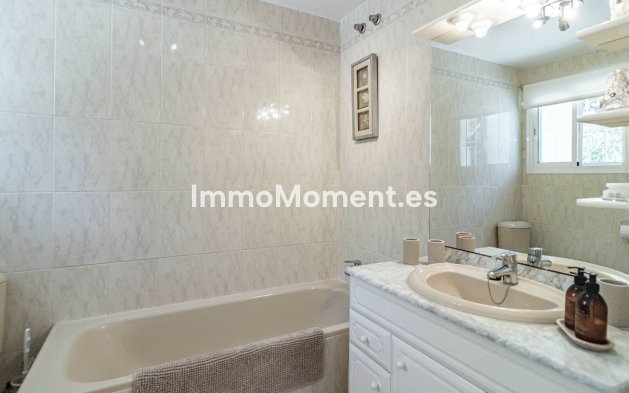 Resale - Villa - Mijas - Calahonda